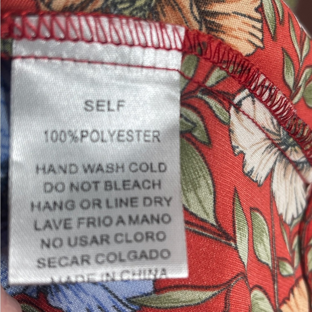 Easel Red and Blue Floral Blouse size S - Picture 5 of 5